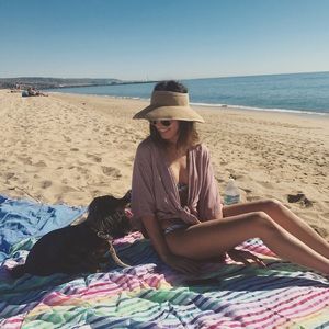 Meet your Posher, Bella